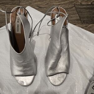 Steve Madden Metallic Silver Heels